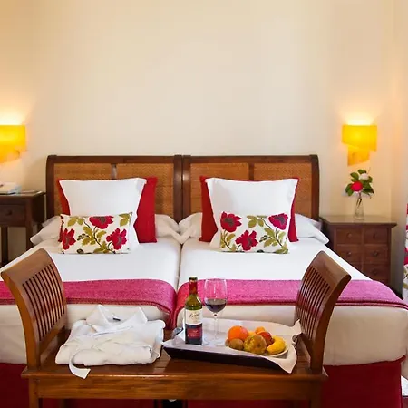Casona De La Paca Otel Cudillero