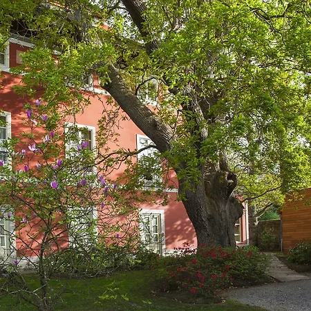 帕卡庄园酒店 酒店 3*