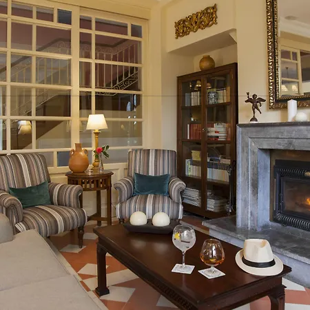 Casona De La Paca 3*