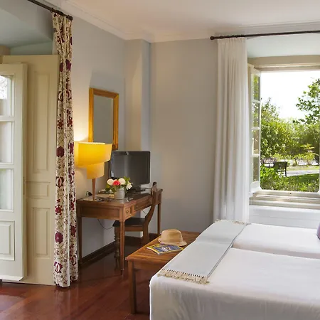 Casona De La Paca Otel Cudillero