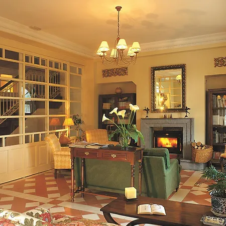 Casona De La Paca Otel