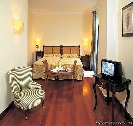 Casona De La Paca 3*