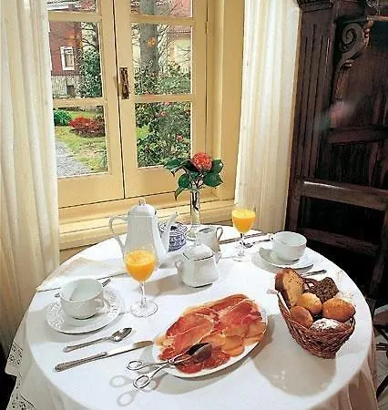 Otel Casona De La Paca 3*