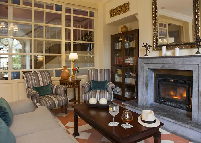 Casona De La Paca 3*